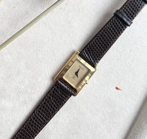 8 - Gucci Roman Numer & Tank Dial Original Strap